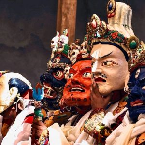 Read more about the article El campo búdico de danzas tántricas de Padmasambhava: reestableciendo la danza en la narrativa del Gurú Rinpoche