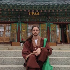 Read more about the article «El rigor crítico y la tradición viva son inseparables». Jorge Bartolomé Herrero (Guenyen Lobsang Namgyal) y la filosofía budista tibetana en español.